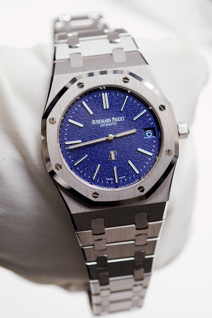 Audemars Piguet Royal Oak Jumbo Extra Thin White Gold Grainy Blue Dial Watch 16202BC.OO.1240BC.02