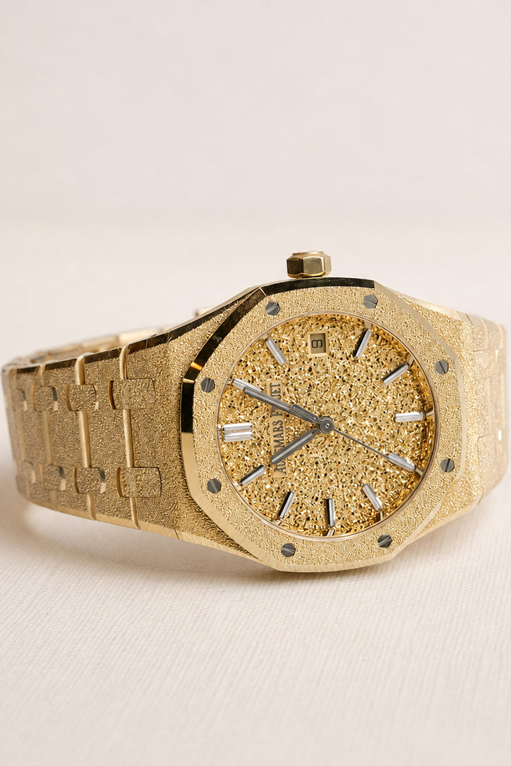 Audemars Piguet 77450BA.GG.1361BA.01 Royal Oak 34 Frosted Yellow gold-plated crystal sand finished dial