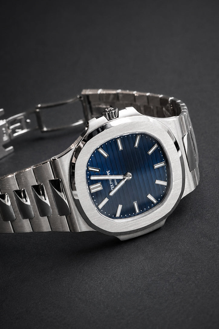 Patek Philippe 5810/1G-001 Nautilus 41 Sunburst Blue Dial White Gold 50th Anniversary Watch