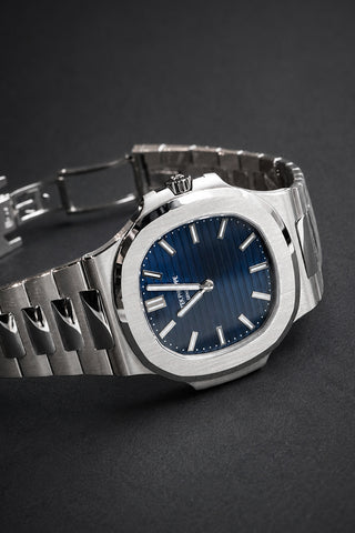 Patek Philippe 5810/1G-001 Nautilus 41 Sunburst Blue Dial White Gold 50th Anniversary Watch