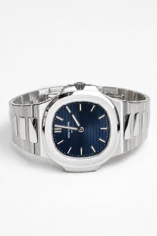 Patek Philippe 5810/1G-001 Nautilus 41 Sunburst Blue Dial White Gold 50th Anniversary Watch