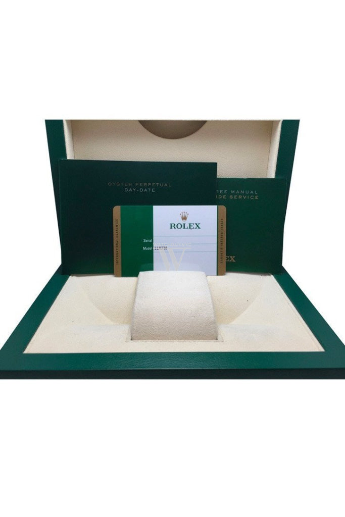 Rolex Day-Date 36 Silver Dial 18K Yellow Gold President Mens Watch 118238