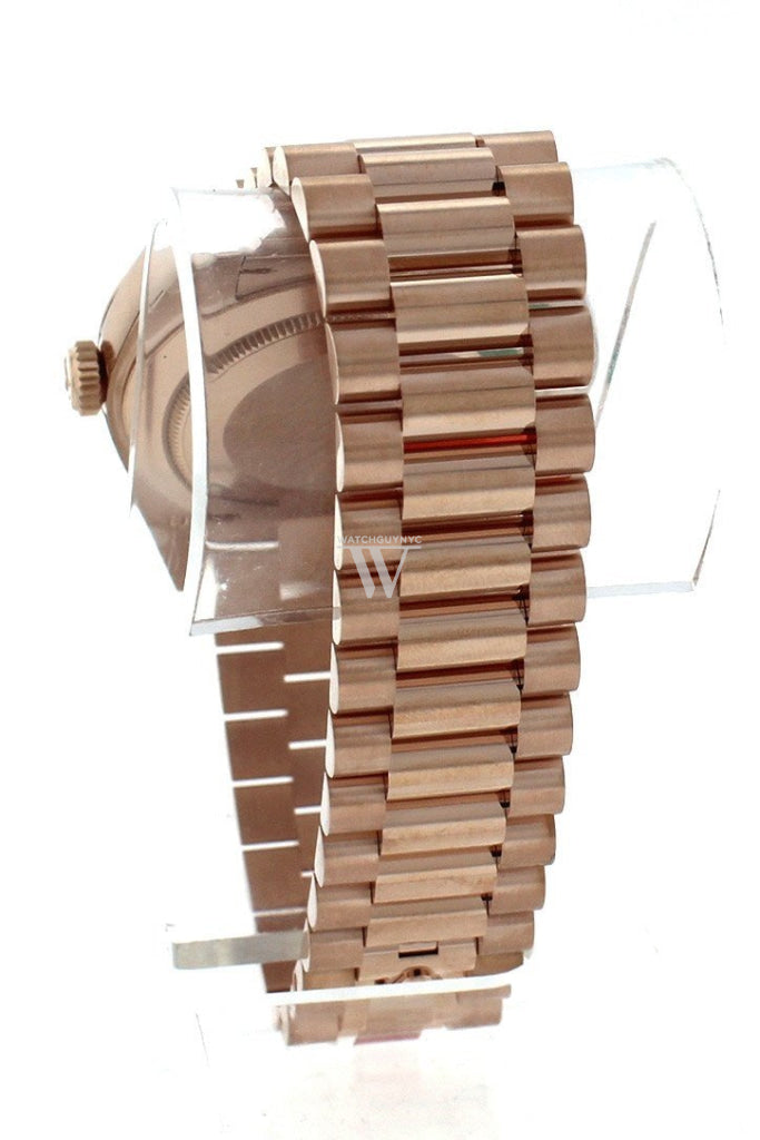 Rolex Day-Date 40 Sundust 10 Baguette-Cut Fluted Dial Diamond Bezel 18K Everose Gold President