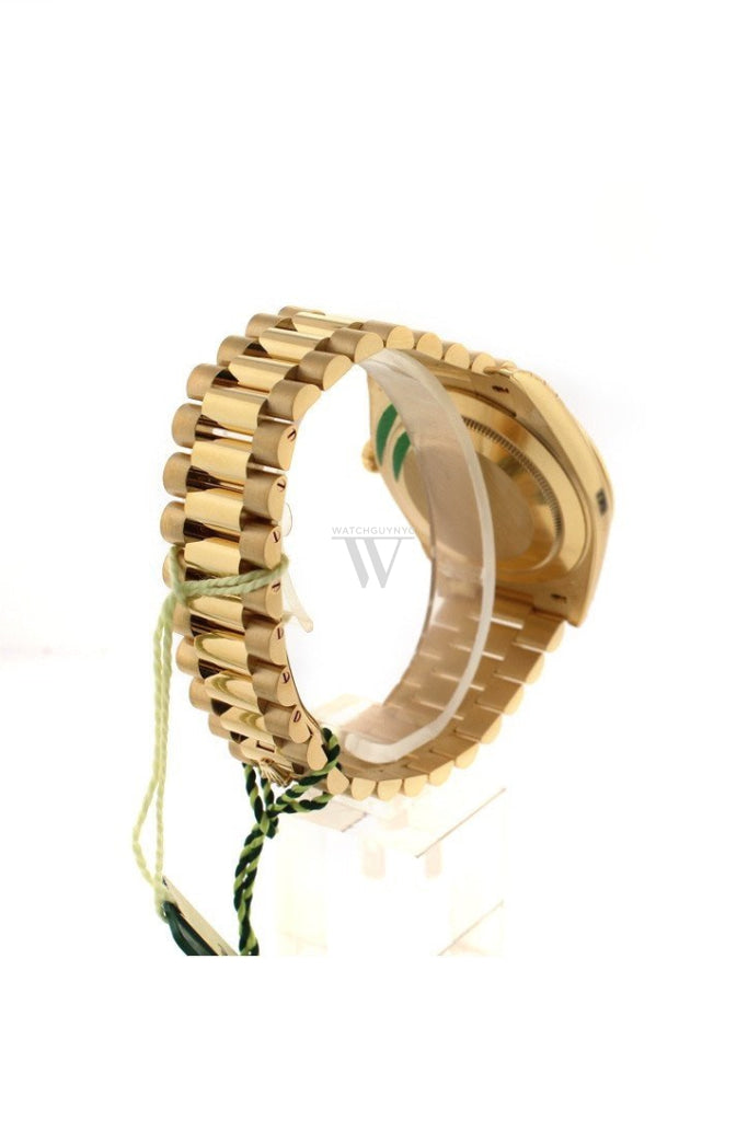 Rolex Day-Date 40 Silver Diagonal Motif Dial 18K Yellow Gold President Mens Watch 228238