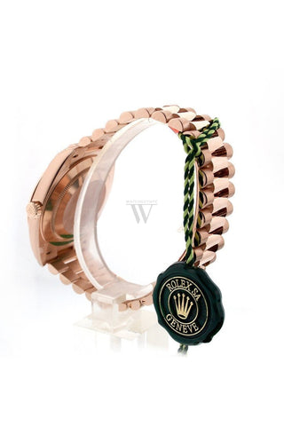 Rolex Day-Date 40 Olive Green Roman Dial Fluted Bezel 18K Everose Gold President Automatic Mens