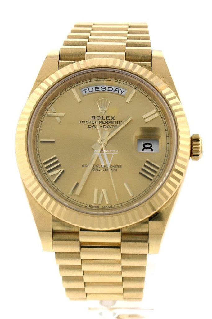 Rolex Day-Date 40 Champagne Roman Dial 18K Yellow Gold President Automatic Mens Watch 228238